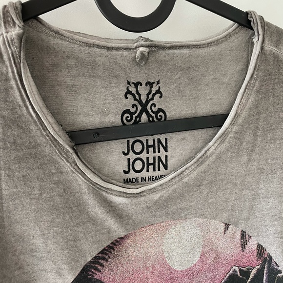 John John T-shirt - Picture 2 of 3
